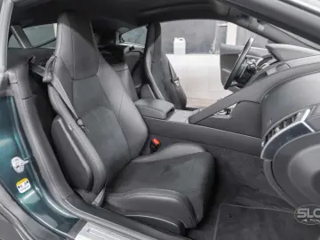 Jaguar F-Type Coupe R-Dynamic Performance Meridian LED