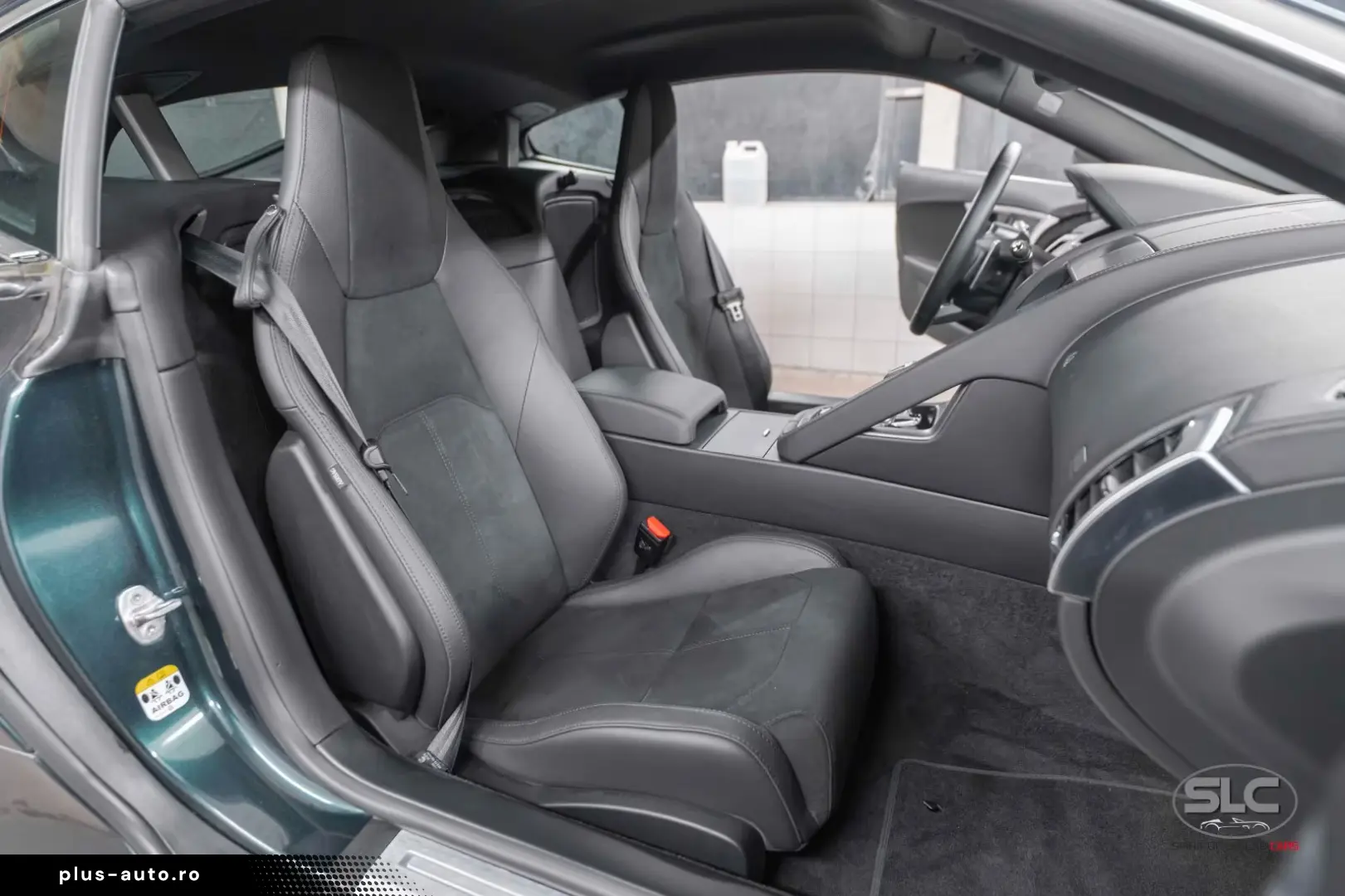 Jaguar F-Type Coupe R-Dynamic Performance Meridian LED