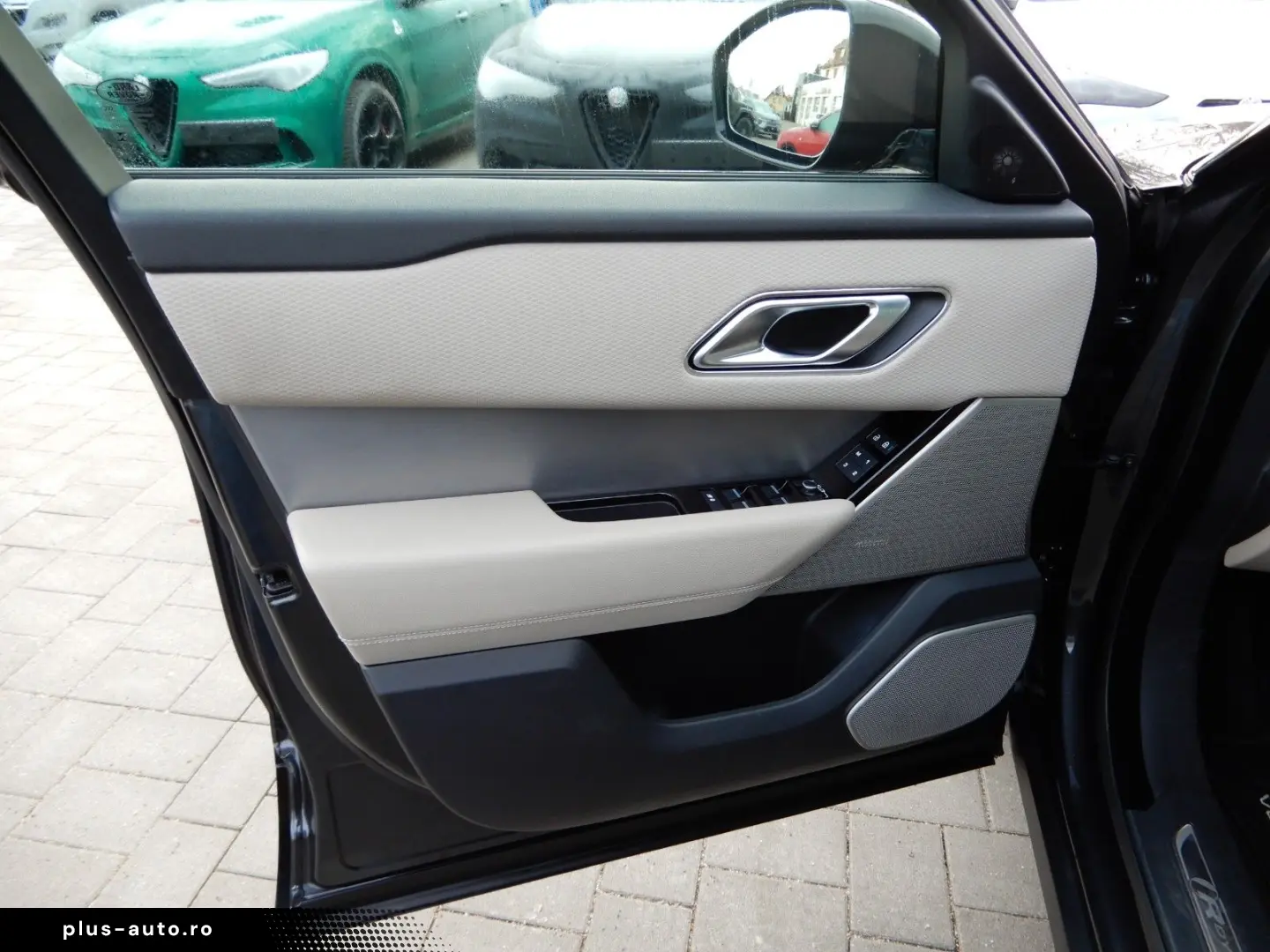 LAND ROVER Range Rover Velar R-Dyn.Hybrid TOP Aust Inz mögl