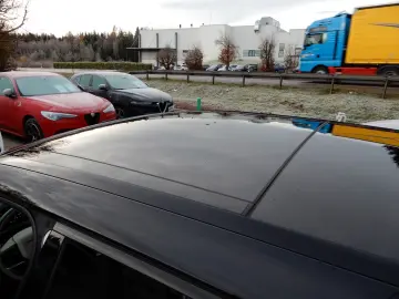 LAND ROVER Range Rover Velar R-Dyn.Hybrid TOP Aust Inz mögl