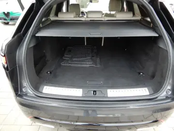 LAND ROVER Range Rover Velar R-Dyn.Hybrid TOP Aust Inz mögl