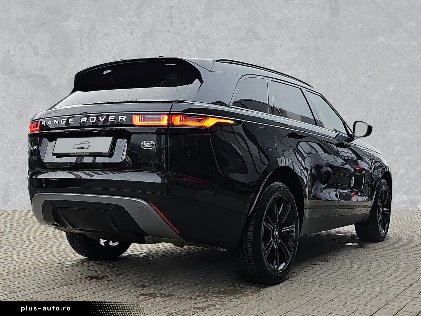 LAND ROVER Range Rover Velar P400e AWD S