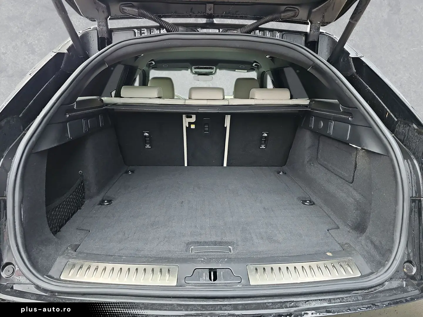 LAND ROVER Range Rover Velar P400e AWD S