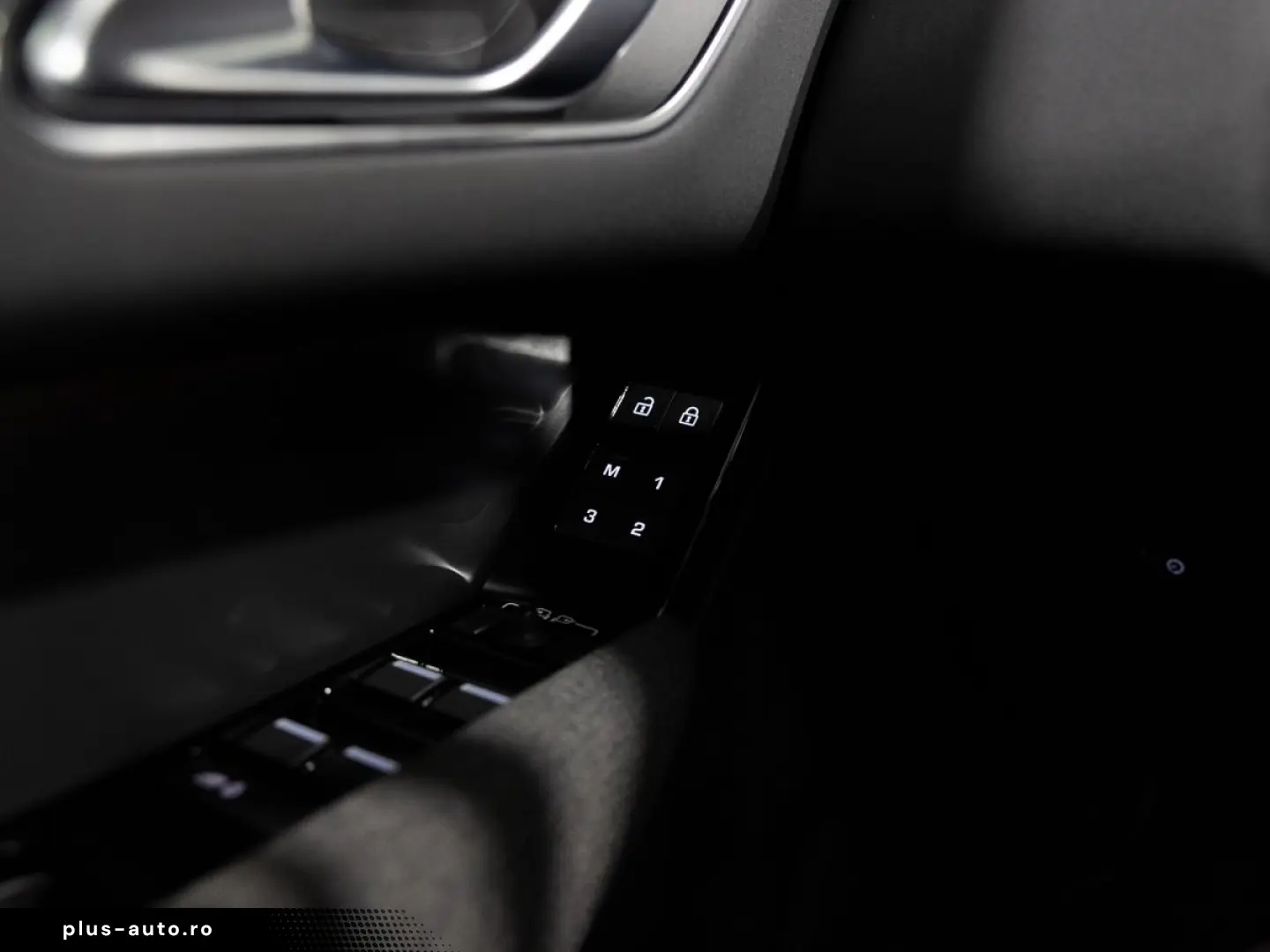 LAND ROVER Range Rover Velar DYNAMIC HSE D300   Pano SD