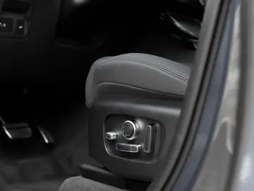 LAND ROVER Range Rover Velar DYNAMIC HSE D300   Pano SD