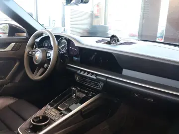 Porsche 992 Carrera GTS Cabrio Matrix 18-Wege 360