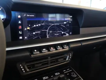 Porsche 992 Carrera GTS Cabrio Matrix 18-Wege 360