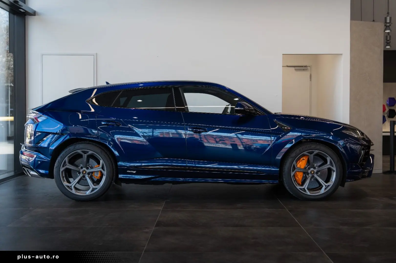 LAMBORGHINI Urus S   Blu Astraeus   B&O