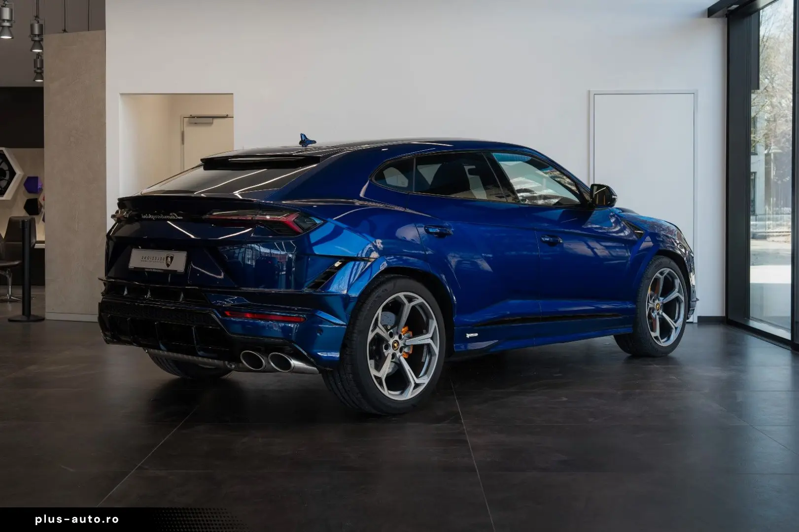 LAMBORGHINI Urus S   Blu Astraeus   B&O