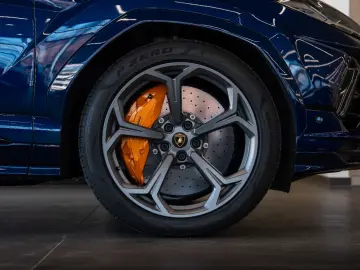 LAMBORGHINI Urus S   Blu Astraeus   B&O