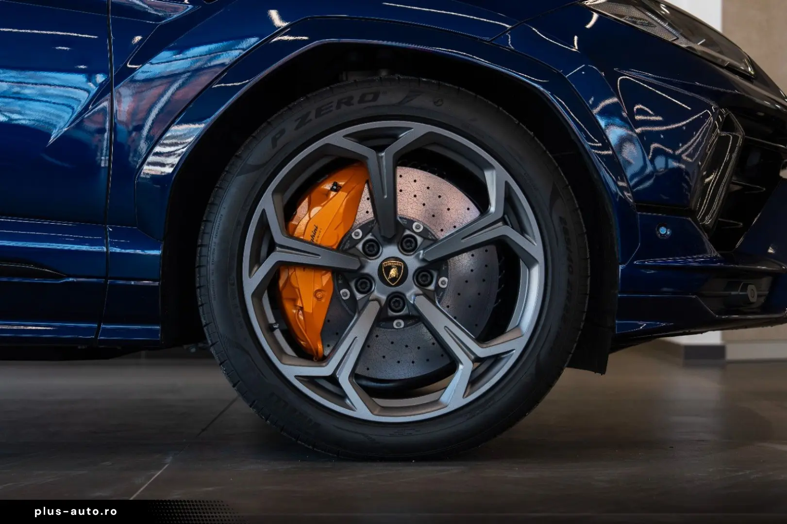 LAMBORGHINI Urus S   Blu Astraeus   B&O