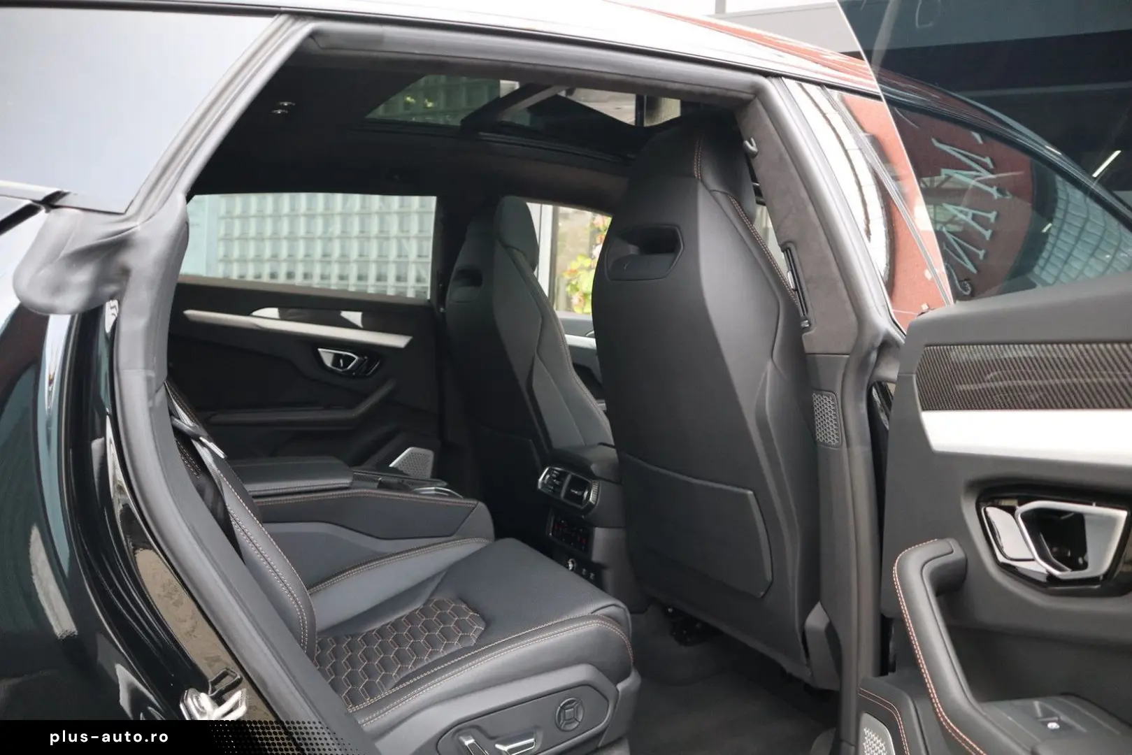 LAMBORGHINI Urus S   Akrapovic  Keramisch  Bang&Olufsen  Mas