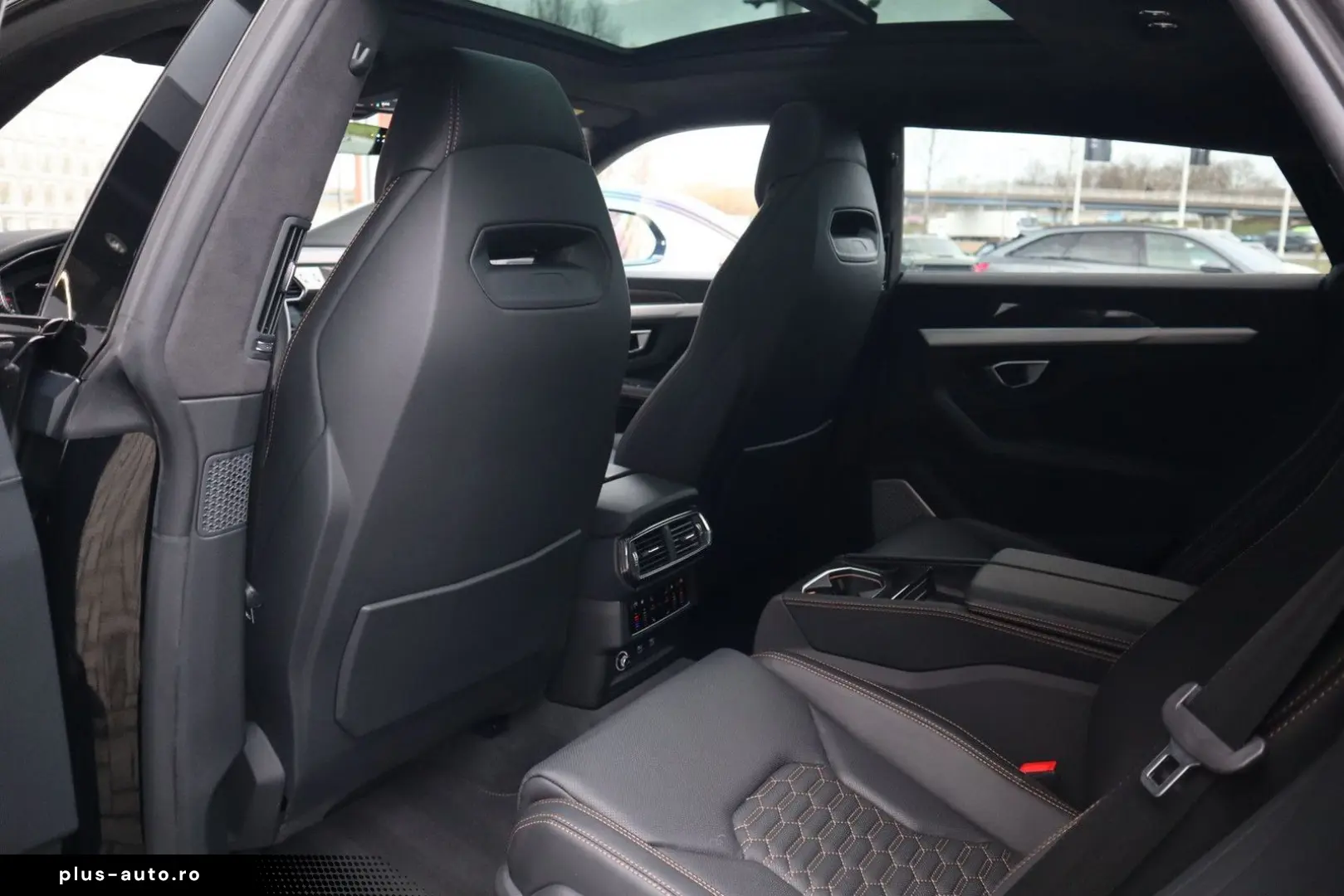 LAMBORGHINI Urus S   Akrapovic  Keramisch  Bang&Olufsen  Mas