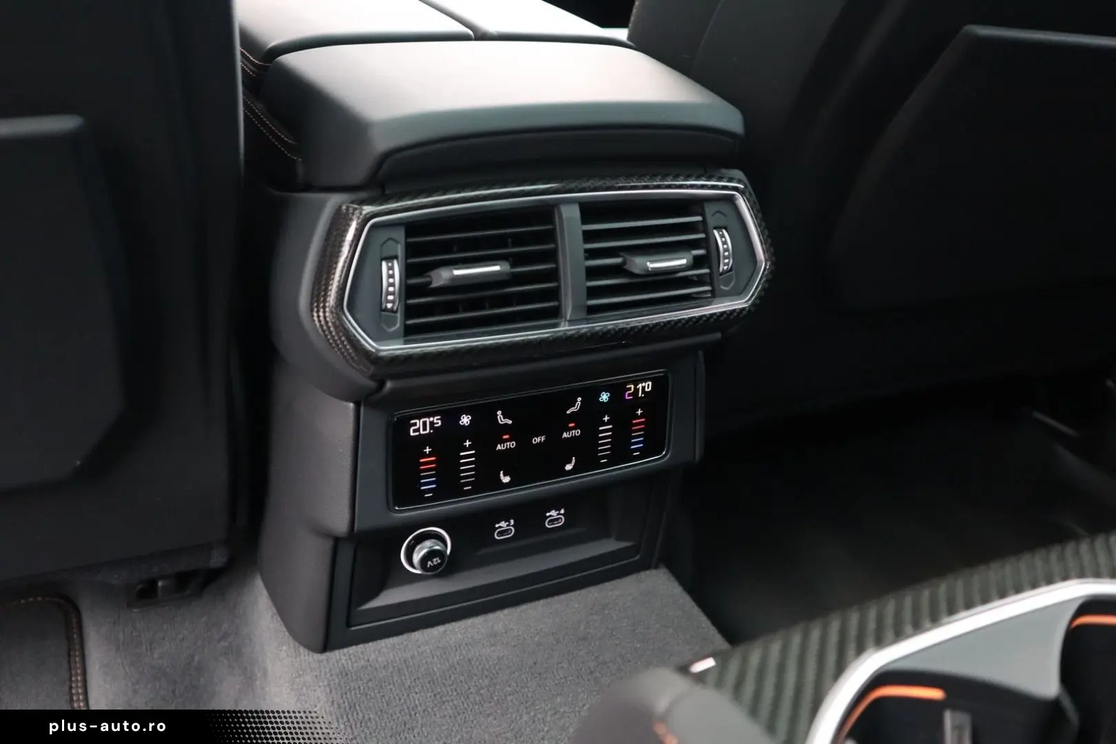 LAMBORGHINI Urus S   Akrapovic  Keramisch  Bang&Olufsen  Mas