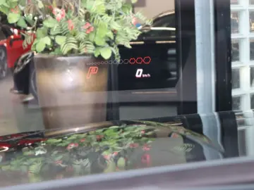 LAMBORGHINI Urus S   Akrapovic  Keramisch  Bang&Olufsen  Mas