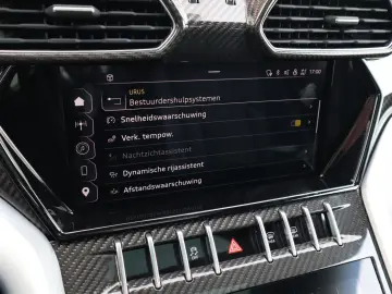 LAMBORGHINI Urus S   Akrapovic  Keramisch  Bang&Olufsen  Mas