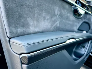 AUDI A8 50 TDI LANG   LUFTFEDERUNG   ALLRAD-LENKUNG