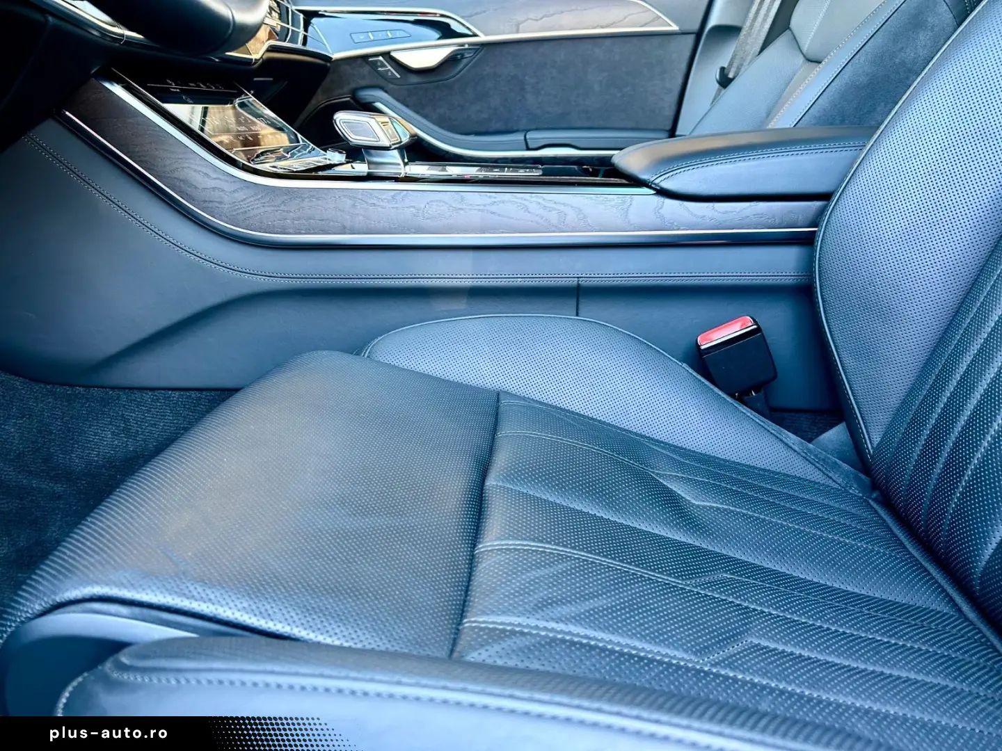 AUDI A8 50 TDI LANG   LUFTFEDERUNG   ALLRAD-LENKUNG