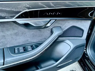 AUDI A8 50 TDI LANG   LUFTFEDERUNG   ALLRAD-LENKUNG