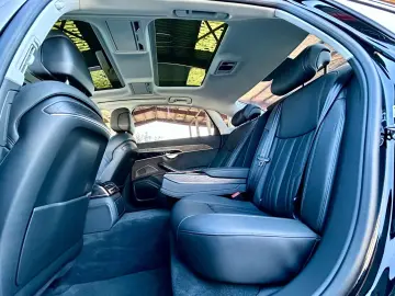 AUDI A8 50 TDI LANG   LUFTFEDERUNG   ALLRAD-LENKUNG