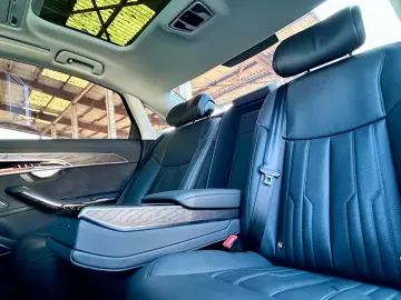 AUDI A8 50 TDI LANG   LUFTFEDERUNG   ALLRAD-LENKUNG