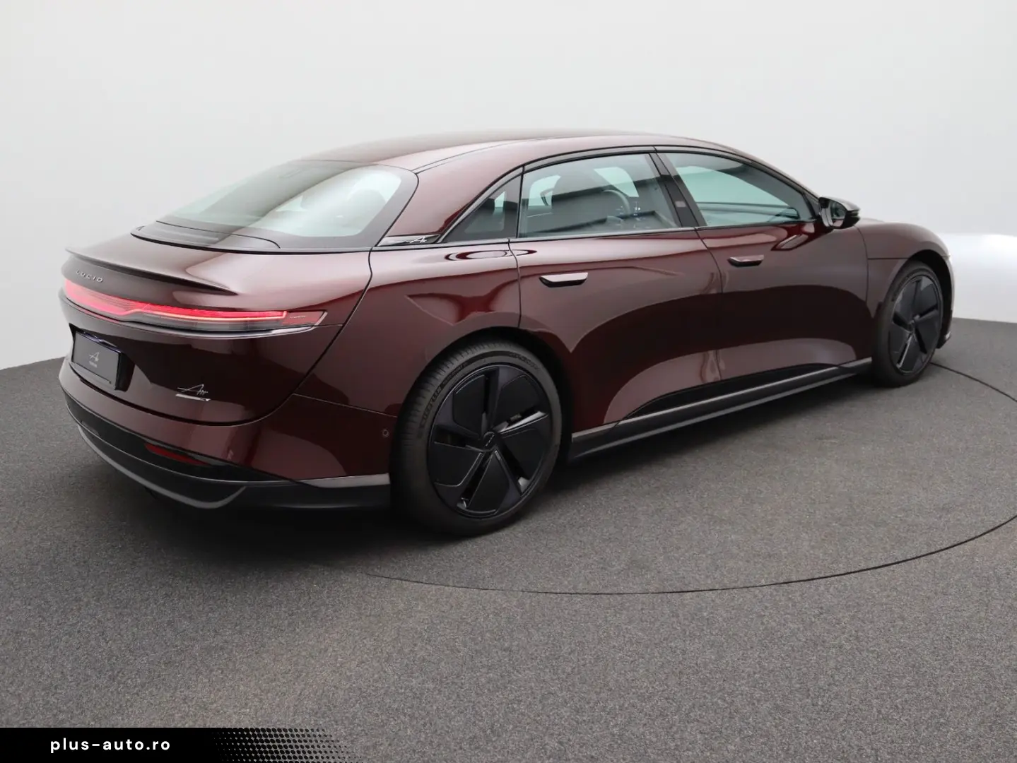 LUCID Air Touring Dual-Motor AWD