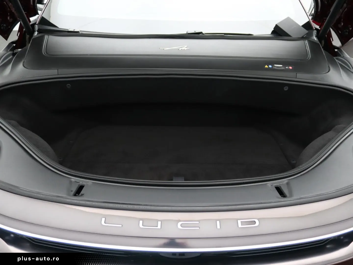 LUCID Air Touring Dual-Motor AWD