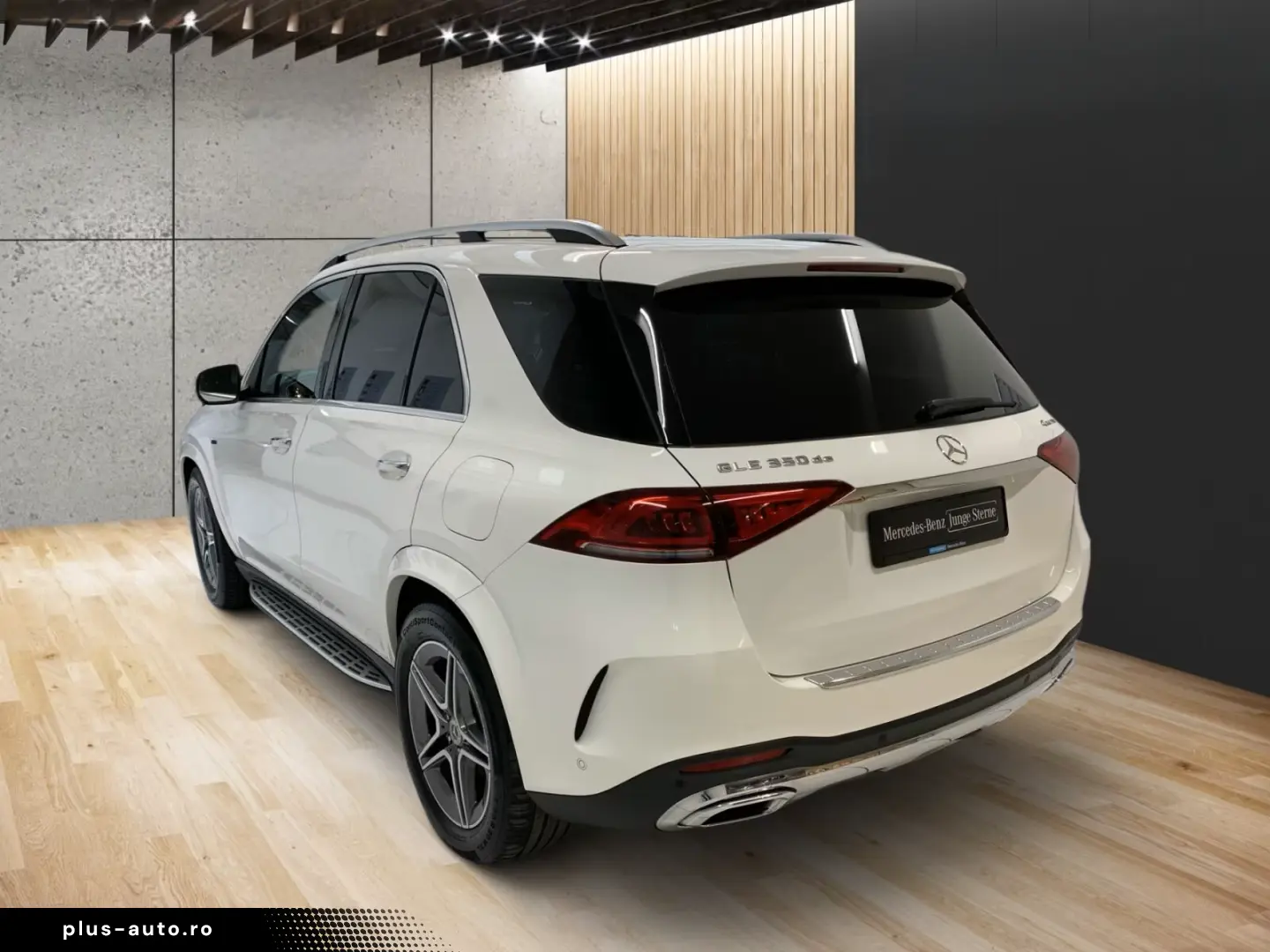 Mercedes-Benz GLE 350 de 4M  AMG AIRMATIC PANO 360