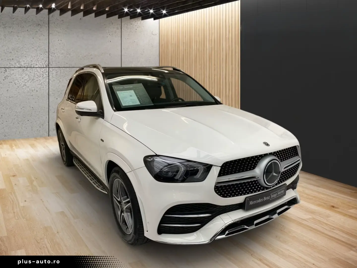 Mercedes-Benz GLE 350 de 4M  AMG AIRMATIC PANO 360