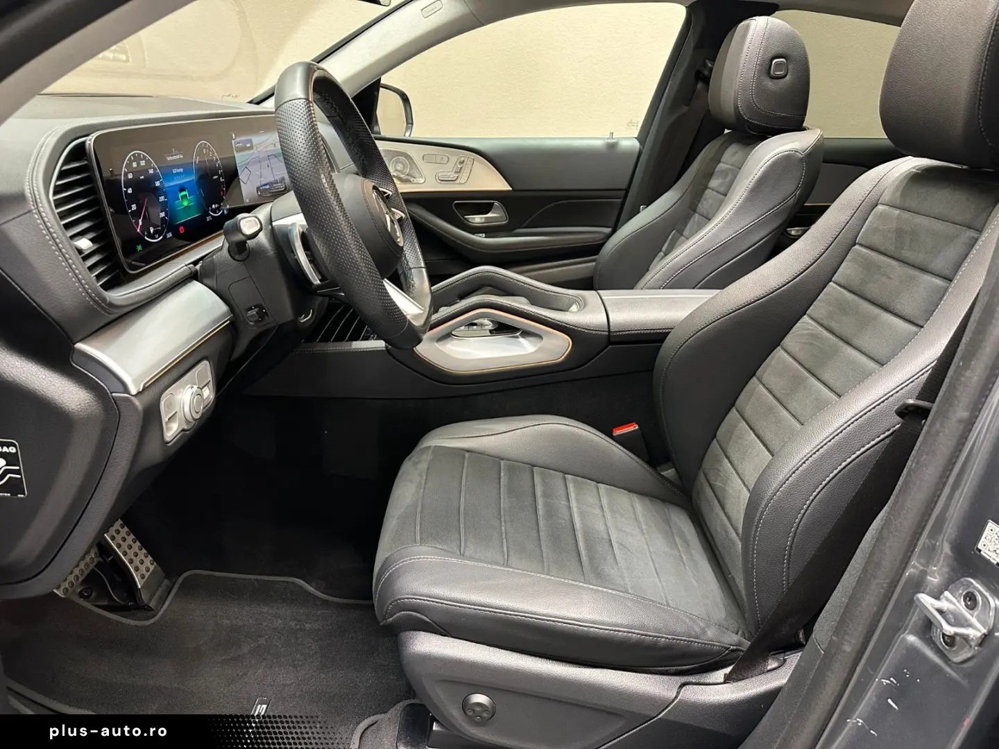 MERCEDES-BENZ GLE400 e 4M Coupe AMG LINE  1.HAND PANO BURM