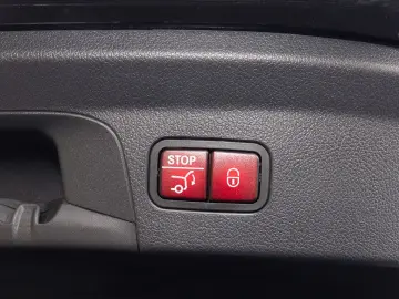 MERCEDES-BENZ GLE 400 e 4MATIC Coupé Pano HUD SpurW W-Paket