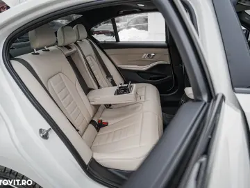 BMW Seria 3 330e Aut. M Sport