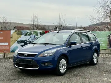Ford Focus 1.6i 1596 cmc Pilot PDC Clima euro4