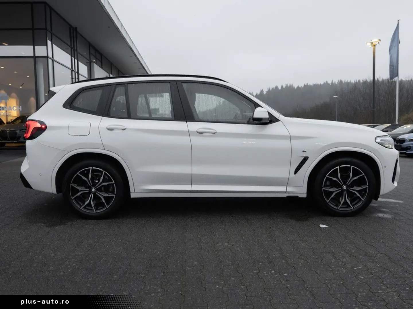 BMW X3 xDrive 20d M-Sport FACEL. AHK LED W-LAN NAVI
