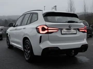 BMW X3 xDrive 20d M-Sport FACEL. AHK LED W-LAN NAVI