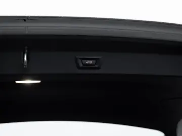 BMW X3 xDrive 20d M-Sport FACEL. AHK LED W-LAN NAVI