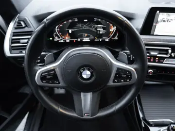 BMW X3 xDrive 20d M-Sport FACEL. AHK LED W-LAN NAVI