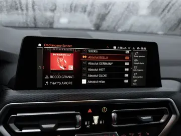 BMW X3 xDrive 20d M-Sport FACEL. AHK LED W-LAN NAVI