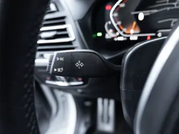 BMW X3 xDrive 20d M-Sport FACEL. AHK LED W-LAN NAVI