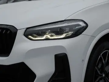 BMW X3 xDrive 20d M-Sport FACEL. AHK LED W-LAN NAVI