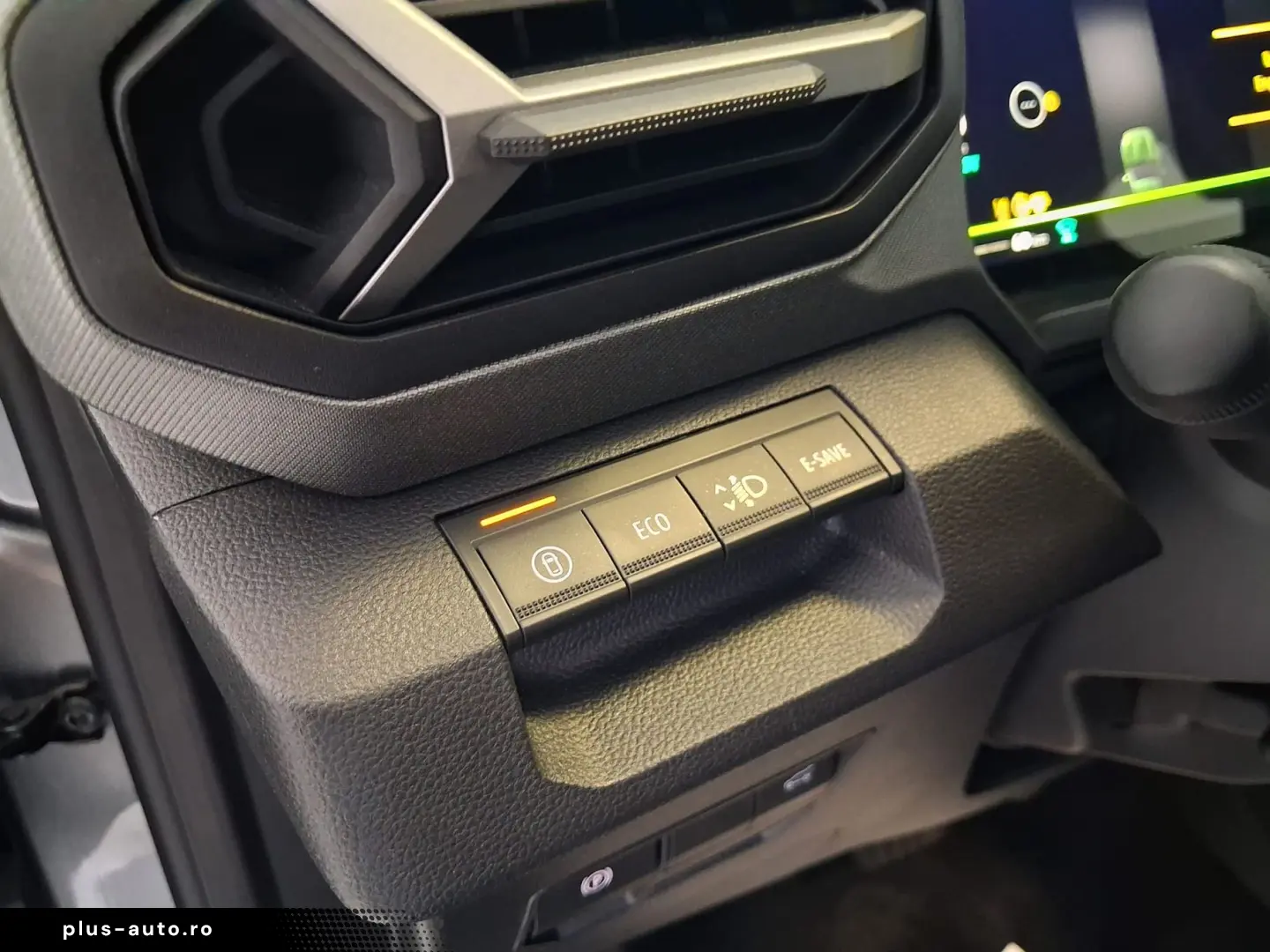 Dacia Bigster 1.8 hibrid FULL dotari