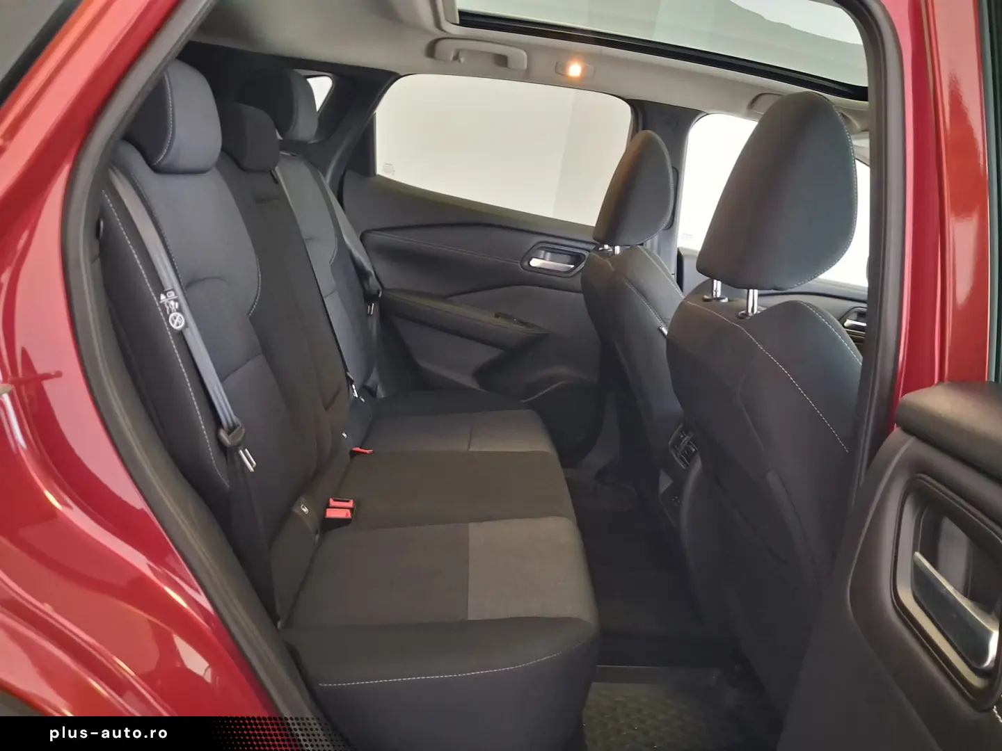 Nissan Qashqai 1.3 automat 2023 30.000 km garantie 2 ani