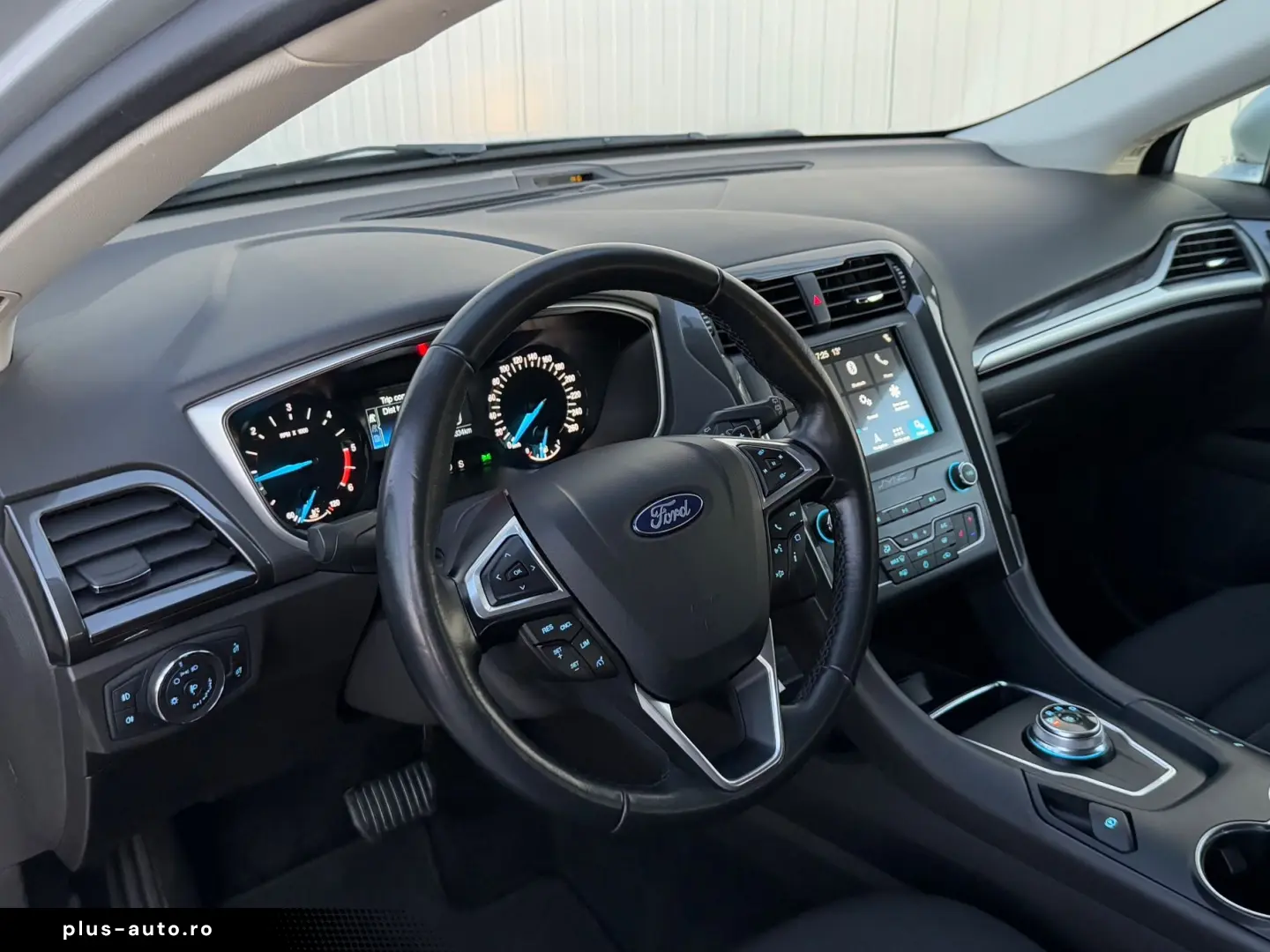 Ford Mondeo Gen-Iv-2014