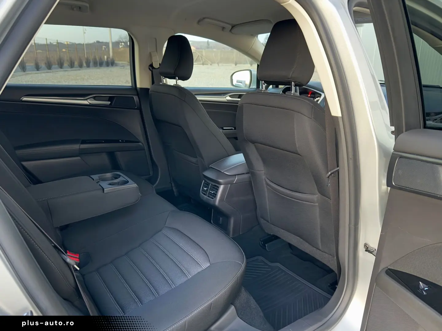 Ford Mondeo Gen-Iv-2014