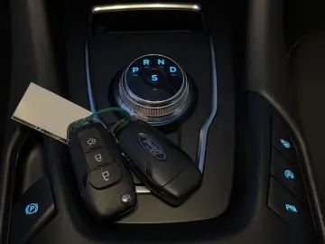 Ford Mondeo Gen-Iv-2014