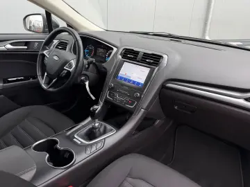 Ford Mondeo Gen-Iv-2014