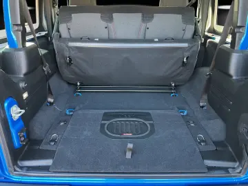 Jeep Wrangler Rubicon 3.6 V6 MY2024 12 3  DISPLAY