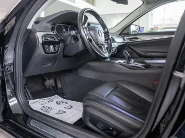 BMW Seria 5 XDrive G30