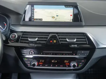 BMW Seria 5 XDrive G30