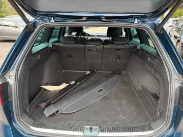 VW Passat Alltrack 2.0TDI DSG 4M Pano Navi AHK LED